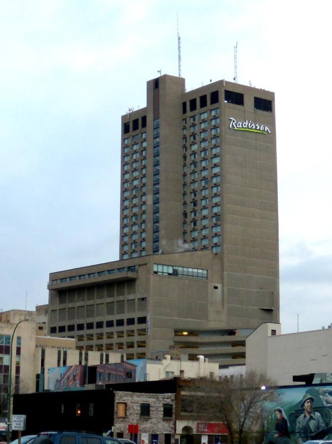 Radisson Hotel Winnipeg Downtown Экстерьер фото
